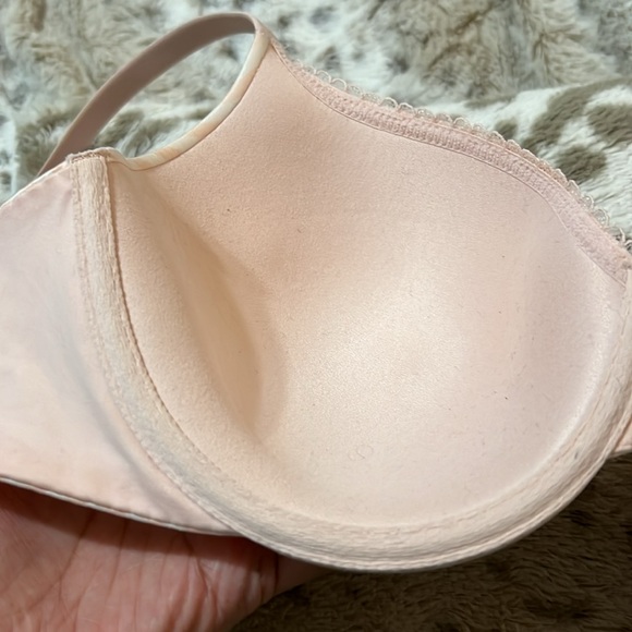 Victoria's Secret Women'sBody by Victoria Full Coverage Lightly Lined T-ShirtBra - Picture 8 of 8